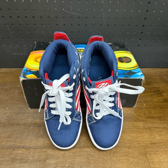 Used W/ Box! Youth's Heelys Racer Mid Red White Blue Skate Sneakers Size 5 - Picture 3 of 5